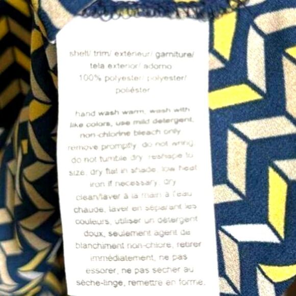 Tommy Hilfiger Navy Blue & Yellow Chevron Blouse, Size Large - Picture 9 of 9